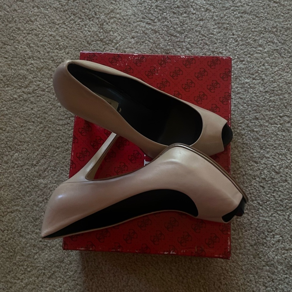 Guess heels